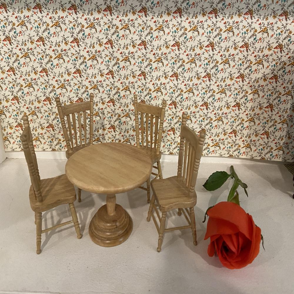 COMEDOR  CLÁSICO REDONDO
