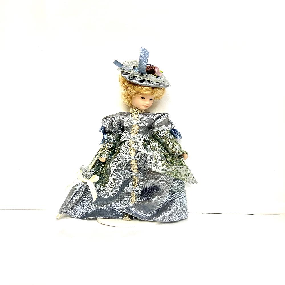 DAMA VICTORIANA GRIS