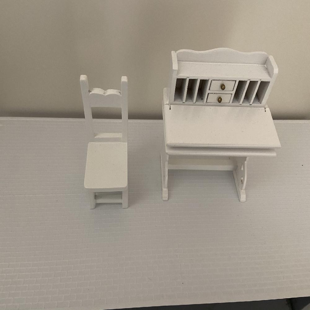 ESCRITORIO BLANCO CON SILLA 