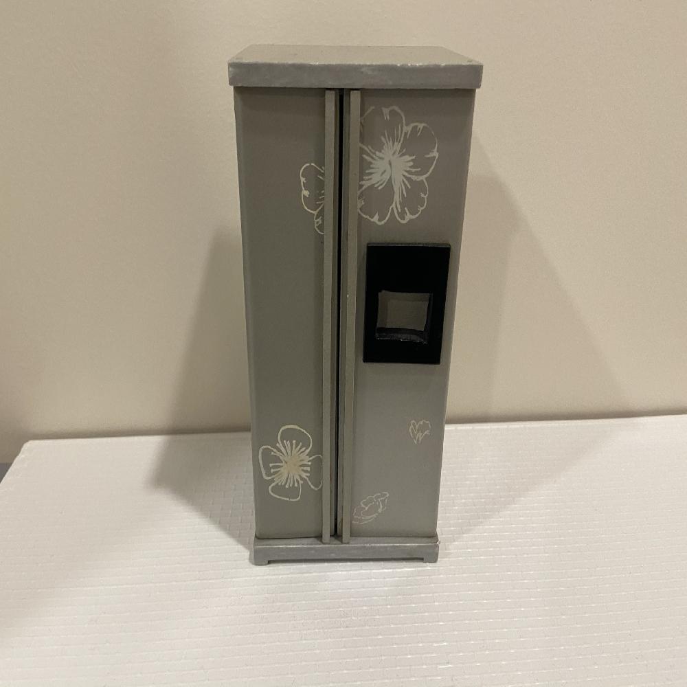 Refrigerador plateado