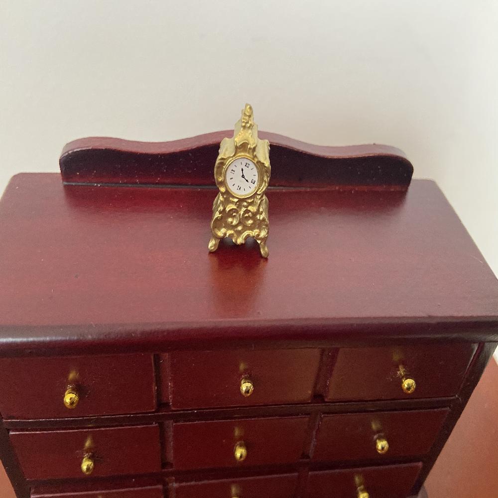 RELOJ DE MESA DORADO