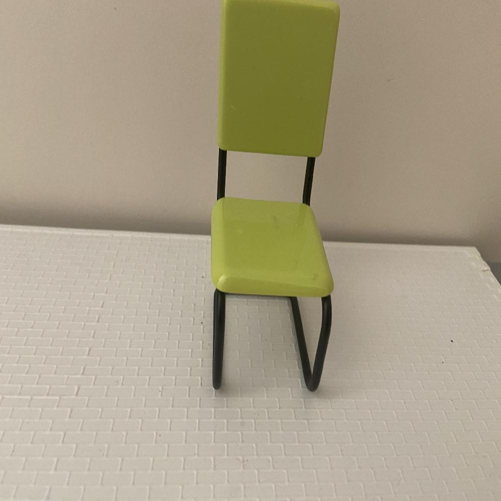 SILLA DE METAL CON ACRÍLICO 