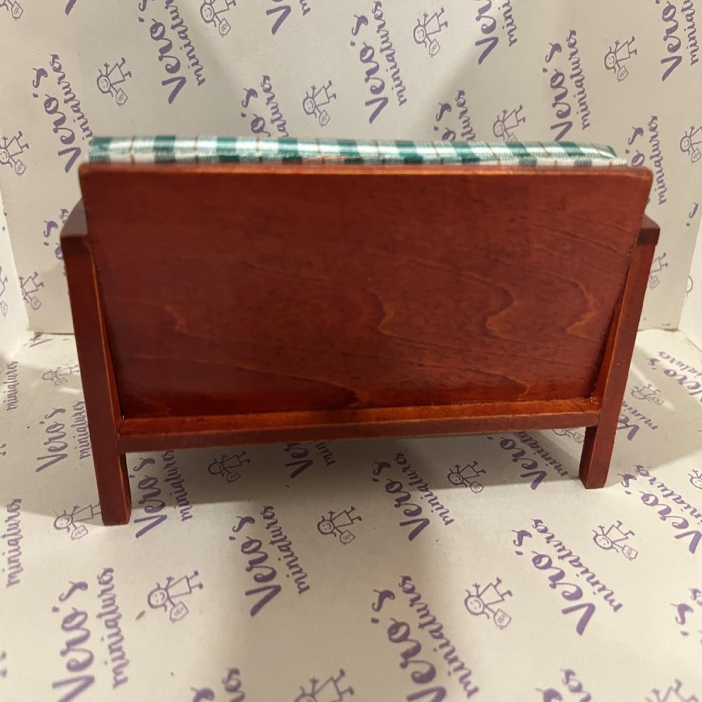 SOFA DE CUADROS 