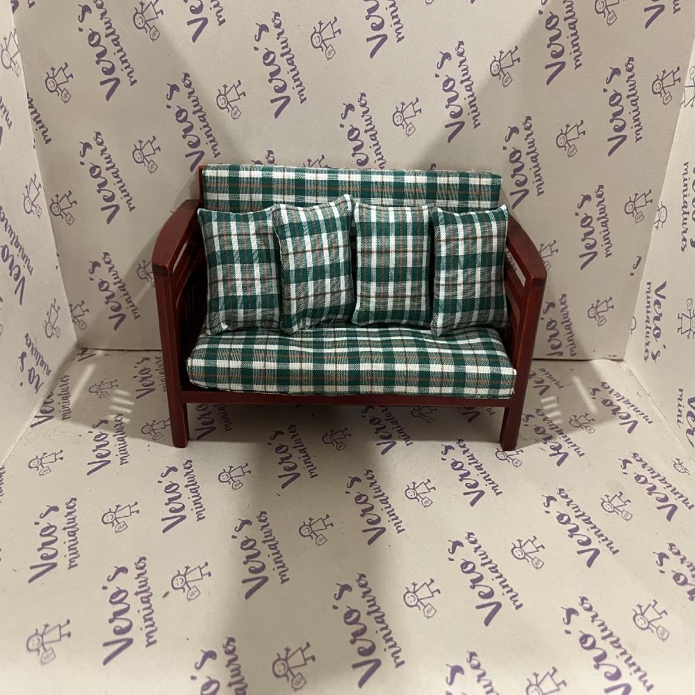 SOFA DE CUADROS 